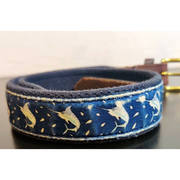 Vineyard Vines Swordfish Canvas and Leather Tipped Teen belt Size 26 Pre Owned - Picture 2 of 11